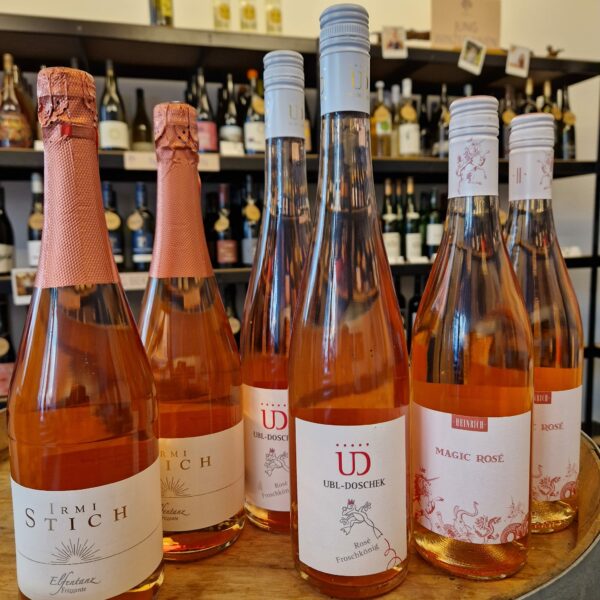 Vinodea | Weinhandlung | Weine von Winzerinnen | Shop | Verkostungen | Rosé